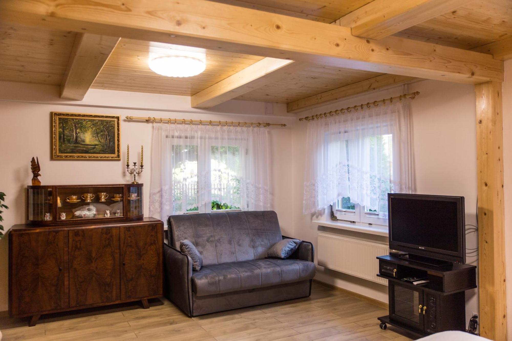Domek Pod Klonem Agroturystyka Беловеж Экстерьер фото
