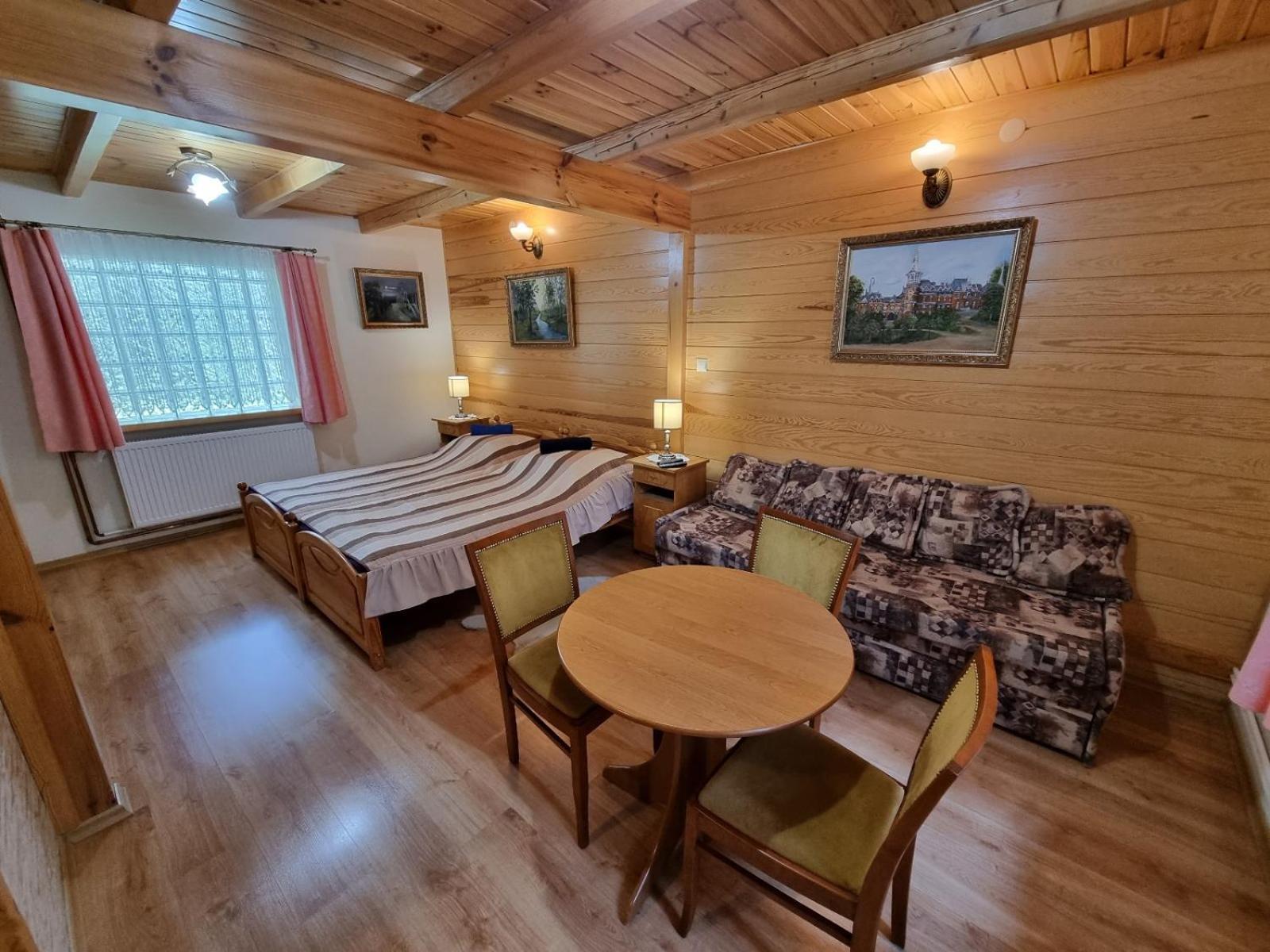 Domek Pod Klonem Agroturystyka Беловеж Экстерьер фото