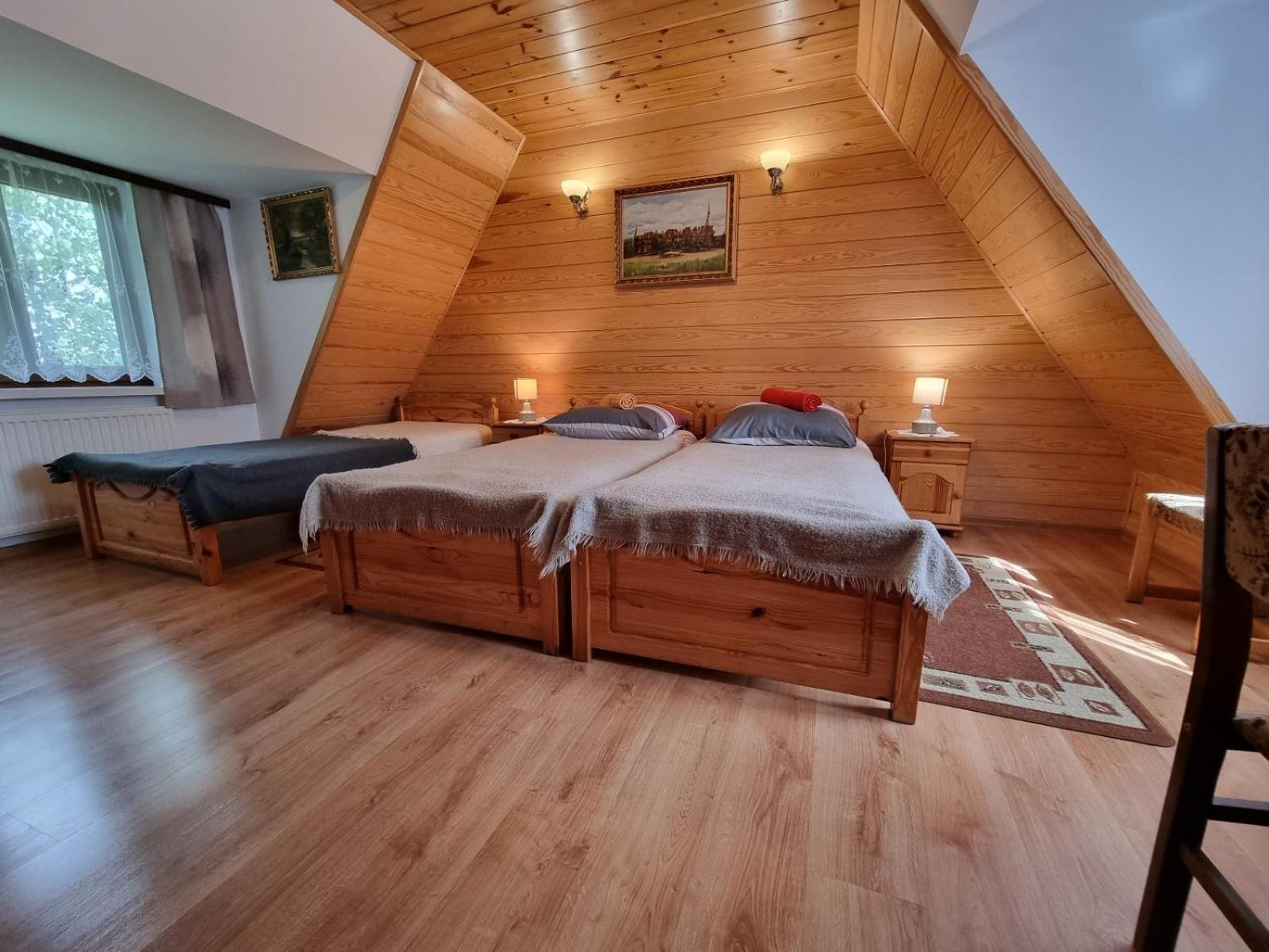 Domek Pod Klonem Agroturystyka Беловеж Экстерьер фото