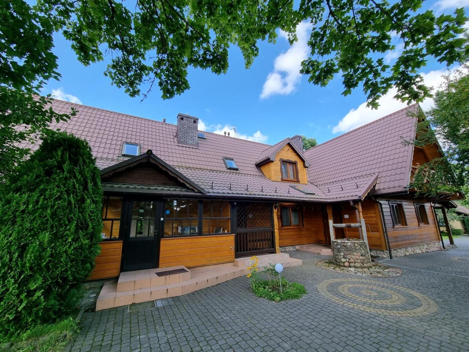 Domek Pod Klonem Agroturystyka Беловеж Экстерьер фото