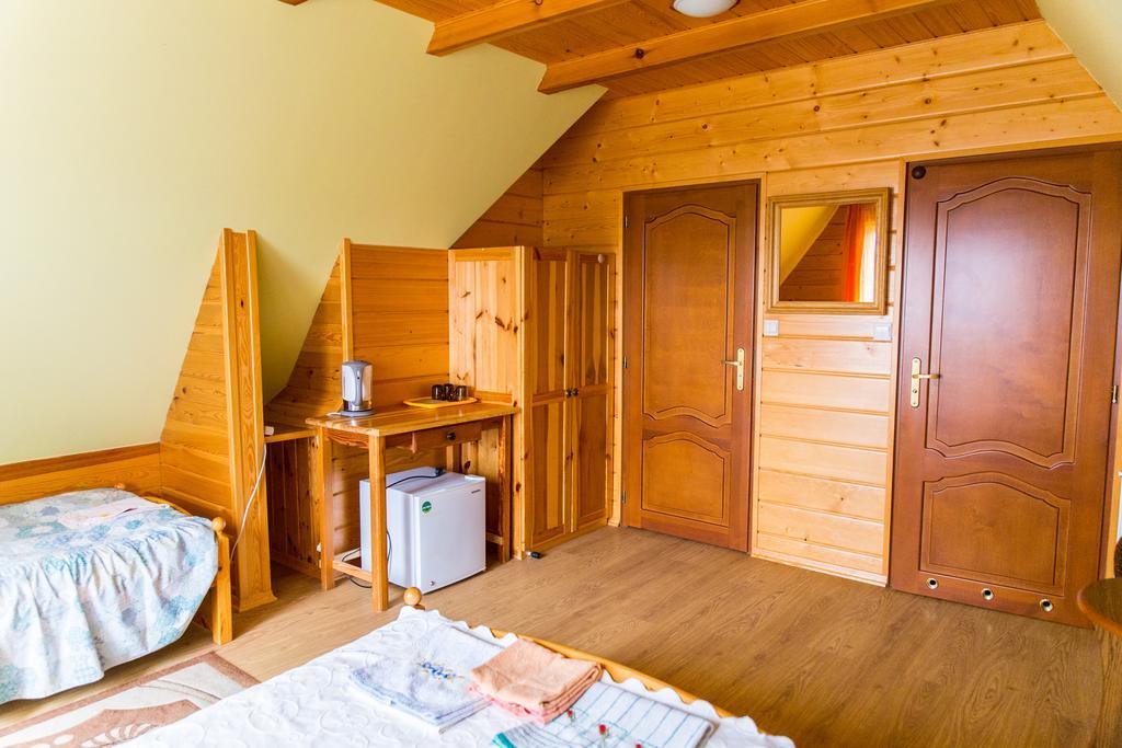 Domek Pod Klonem Agroturystyka Беловеж Номер фото